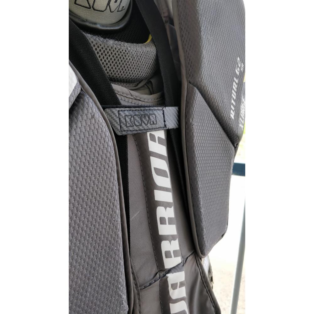 Kova Goalie Front Tie remmi Henkseleihin