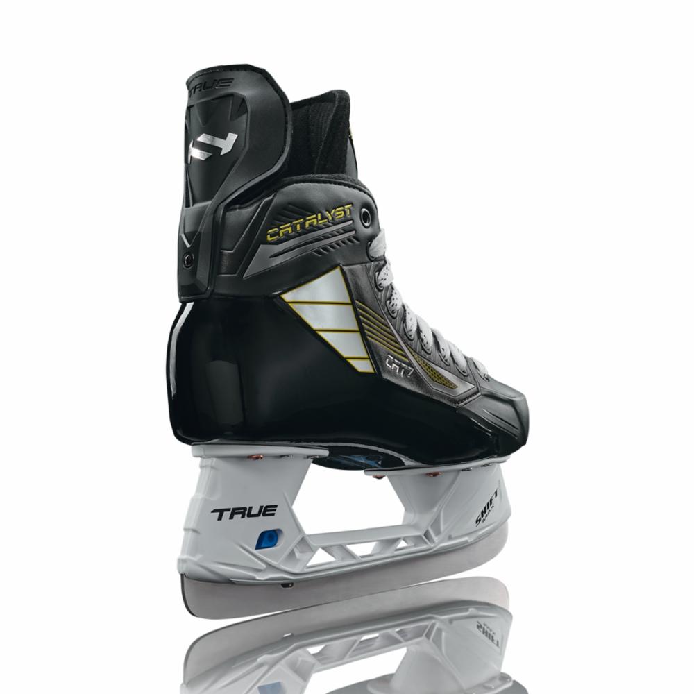 True Catalyst 7 Int Jääkiekkoluistimet