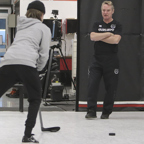 Hockey Base valmentaja Pekka Kaski
