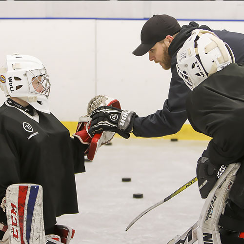 Hockey Base valmentaja Teemu Lassila